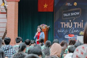 Talkshow “Thủ thỉ cùng Gen Z” được tổ chức bởi trường THPT Phạm Ngũ Lão - vận hành bởi CEO High School.