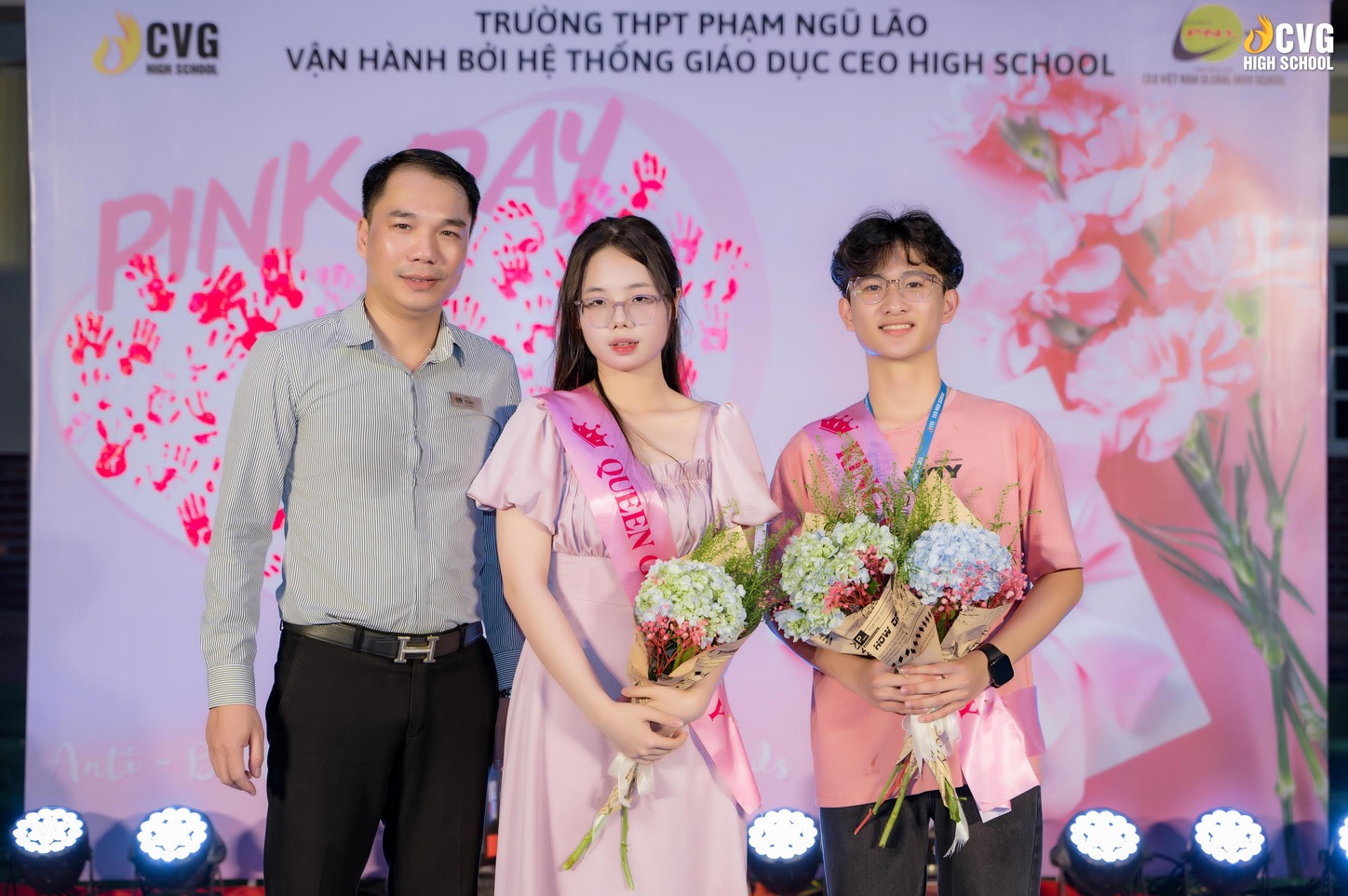 Cuộc thi thời trang “King and queen of Pink Day” khuyến khích học sinh thể hiện sự sáng tạo với gam màu hồng.