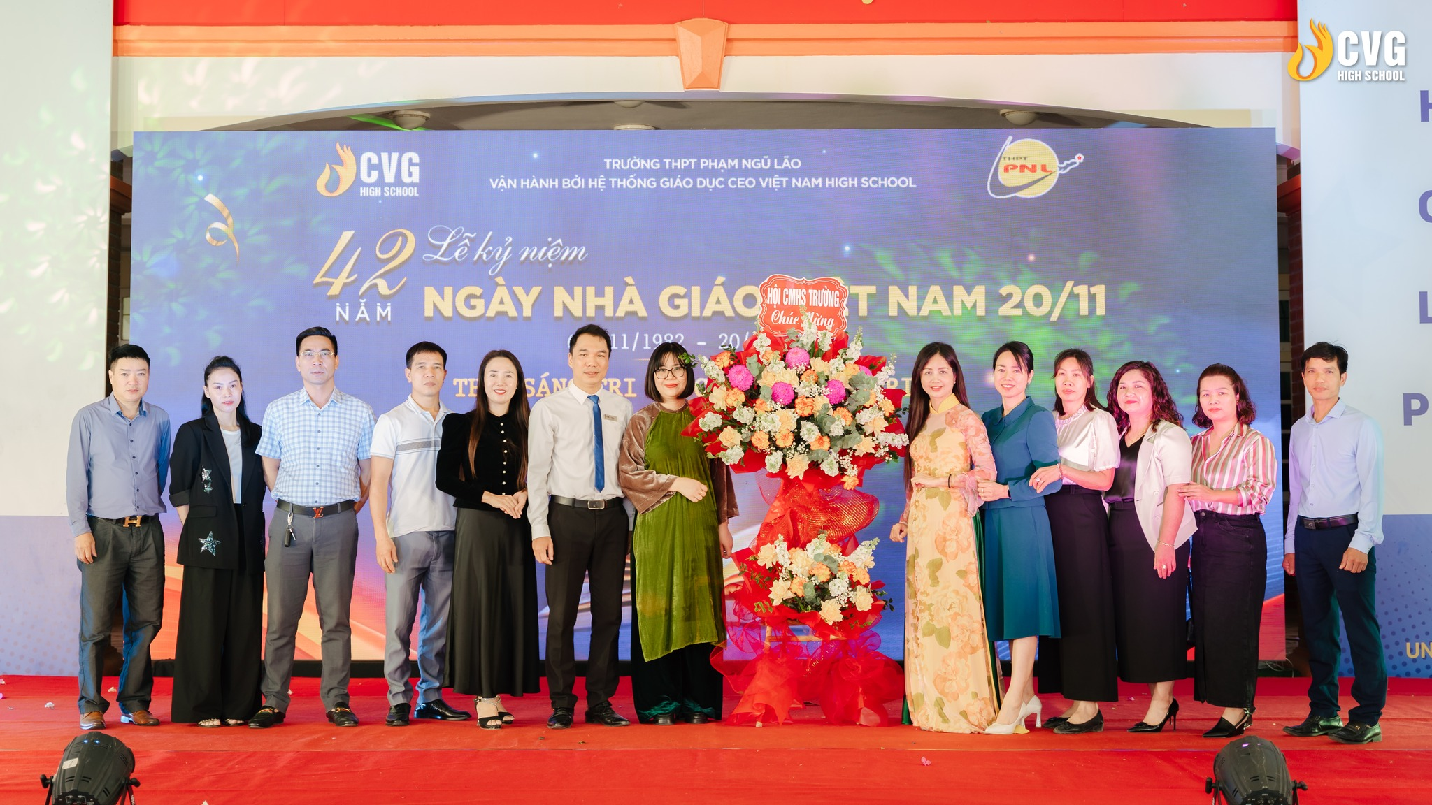 ẤM ÁP TÌNH THẦY TRÒ TẠI CEO VIỆT NAM HIGH SCHOOL - LỄ KỶ NIỆM 42 NĂM NGÀY NHÀ GIÁO VIỆT NAM (20/11/1982 - 20/11/2024)