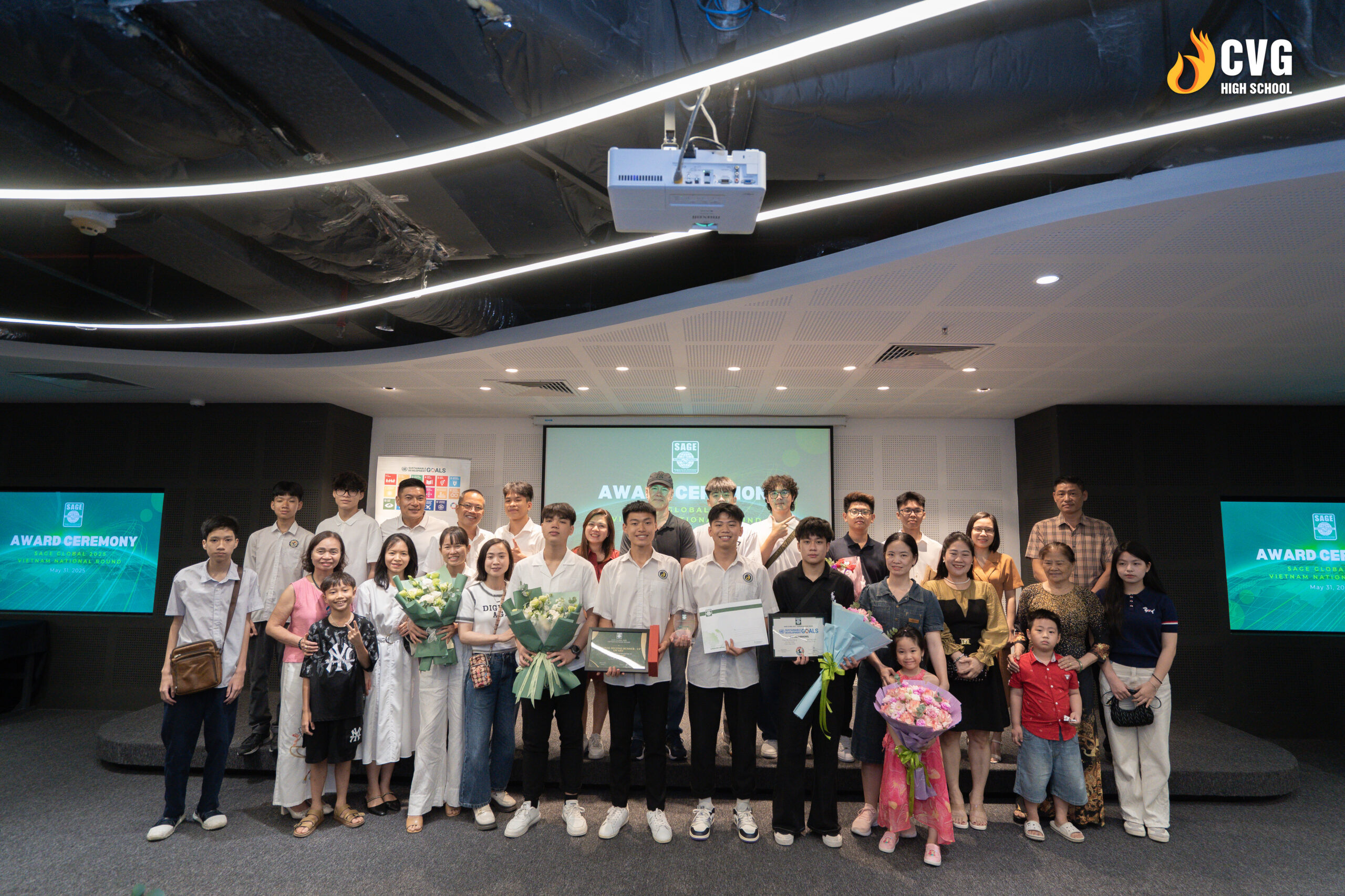 SAGE 2025 | CVHSERS GIÀNH NGÔI VỊ Á QUÂN 2 TOÀN QUỐC - THẮNG LỚN TẠI CUỘC THI KHỞI NGHIỆP QUỐC TẾ SAGE 2025