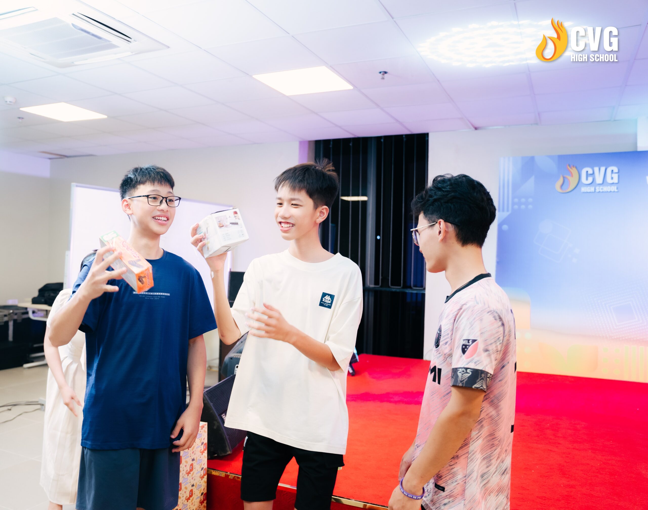 Hoạt động giao lưu, kết nối Học sinh 3 Khối đầy hào hứng tại Khu lưu trú với chủ đề "Welcome HOME - We live, we grow together”